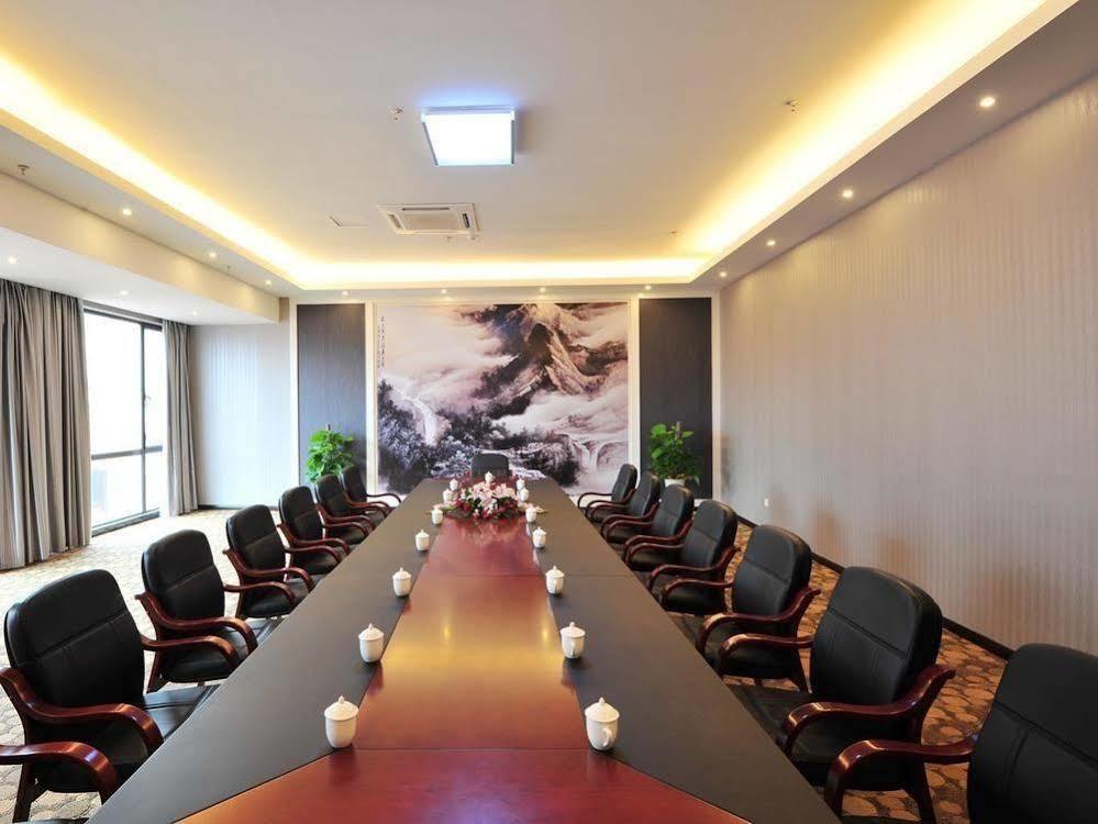 Jiande Yinyuan Hotel Tangcun 外观 照片